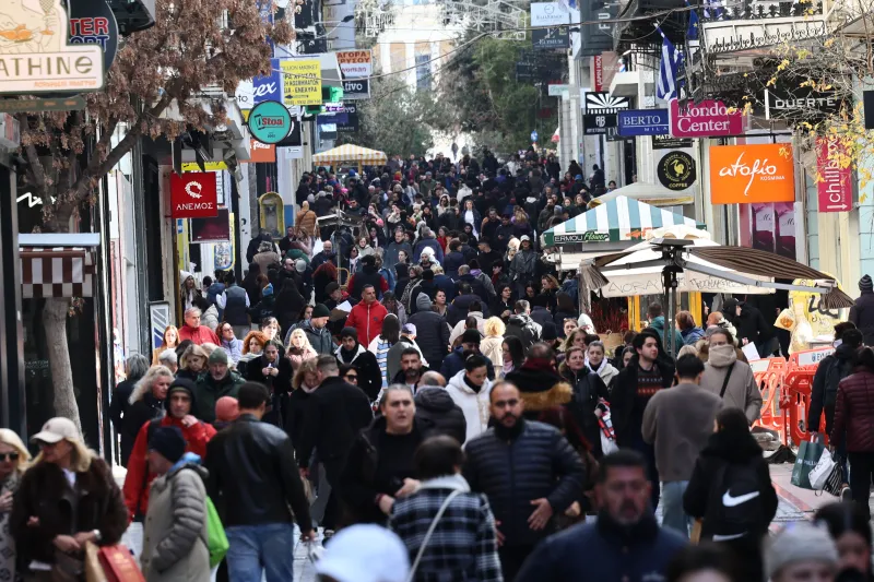 Πληρωμή και ανάληψη στο εξωτερικό – Η επιλογή που μπορεί να κοστίσει ακριβά