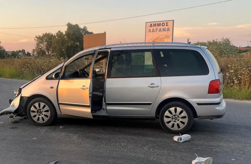 Σφοδρό τροχαίο στη Ζάκυνθο – Στον αέρα εκτοξεύτηκε μοτοσικλετιστής, μεταφέρθηκε αιμόφυρτος στο νοσοκομείο