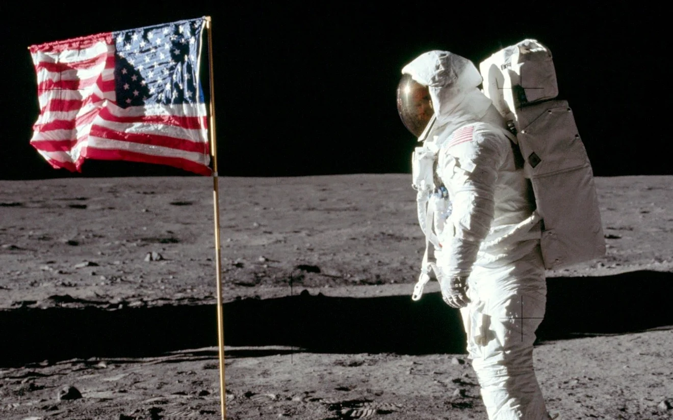 Η αποστολή Apollo 11 και η πρώτη ανθρώπινη παρουσία στη Σελήνη