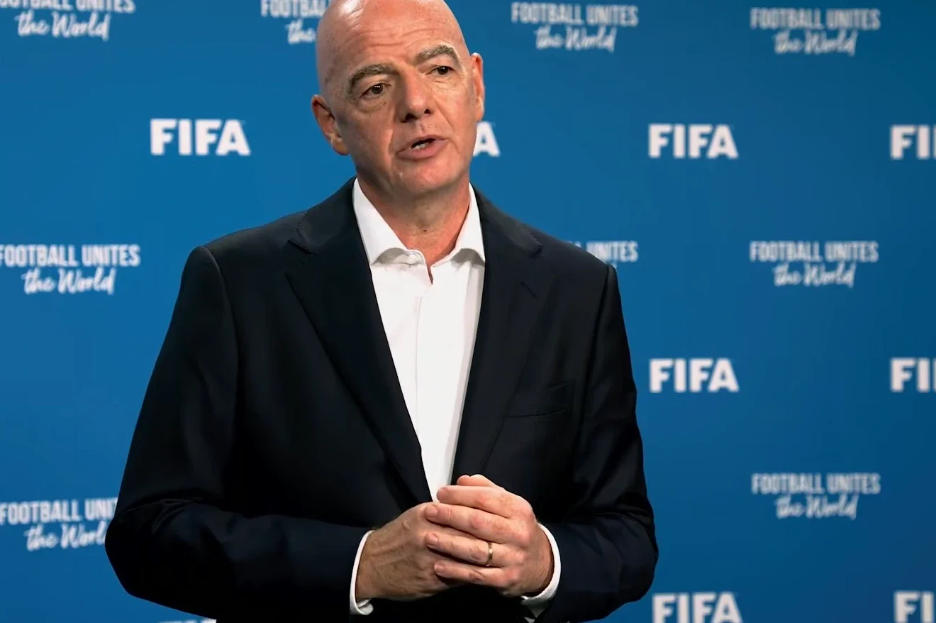 Η μεγάλη σύγκρουση για το μέλλον της FIFA