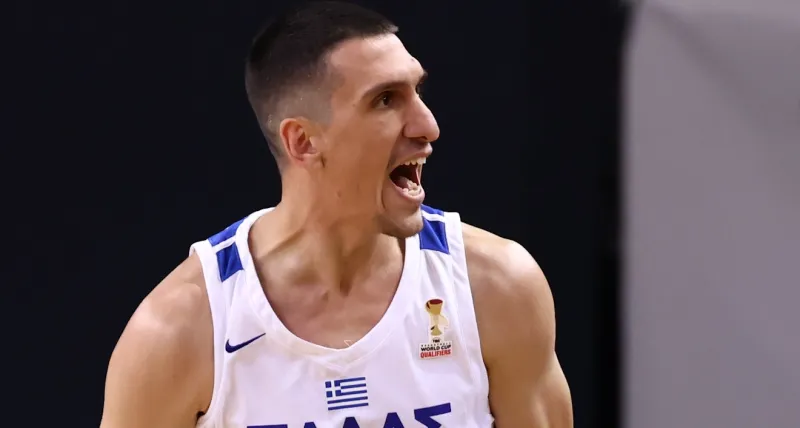 Ο Λαρεντζάκης πιο κοντά στην ΑΕΚ