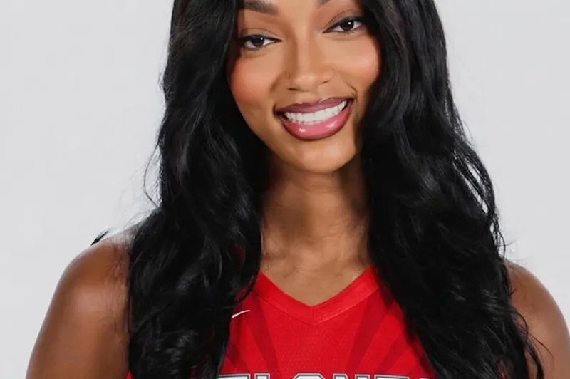 Angel Reese: Έσπασε δύο ρεκόρ WNBA μέσα σε ένα βράδυ