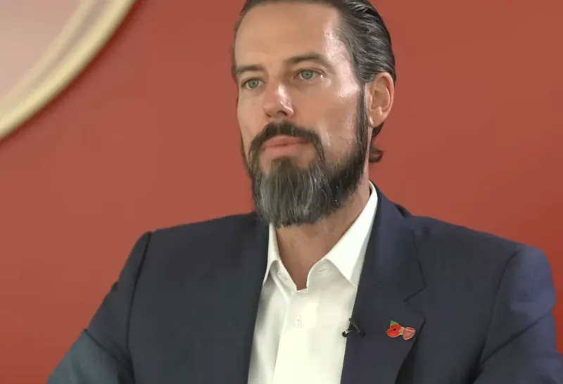 Ο ιδιοκτήτης της Άρσεναλ αγοράζει τους Angels σε συμφωνία-ρεκόρ $4 δισ.