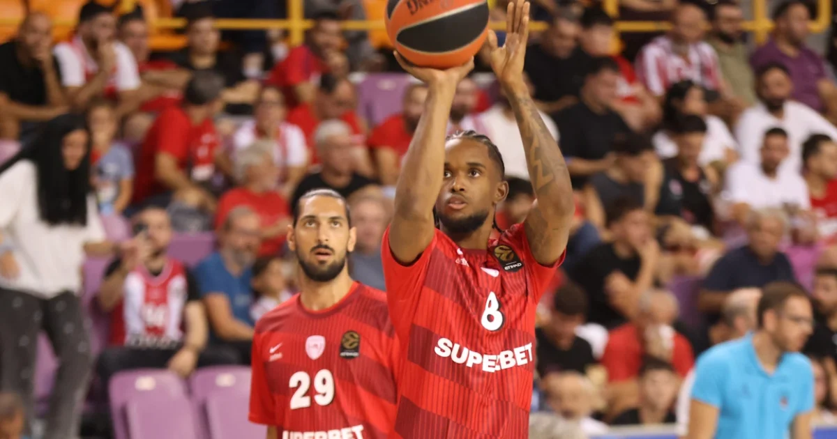 Ολυμπιακός: Buzzer beater του Μοντέρο | Αθλητικά στο LivePress.gr