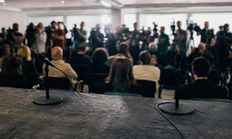 Η νέα δημόσια σύγκρουση Τραμπ–Ντε Νίρο μεταφέρεται στην πολιτική σκηνή