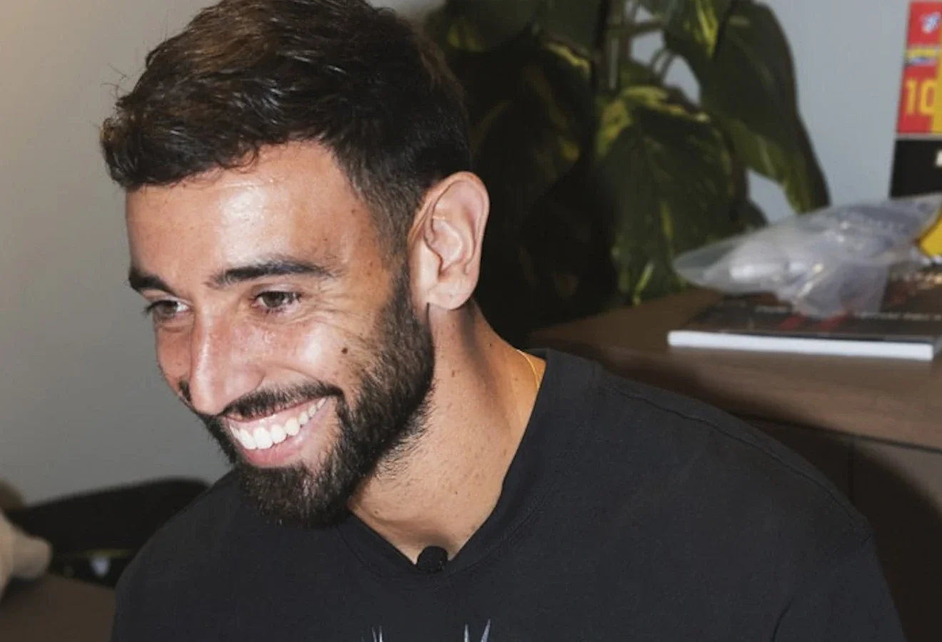 Μπρούνο Φερνάντες και Άλεξ Σκοτ στην Premier League