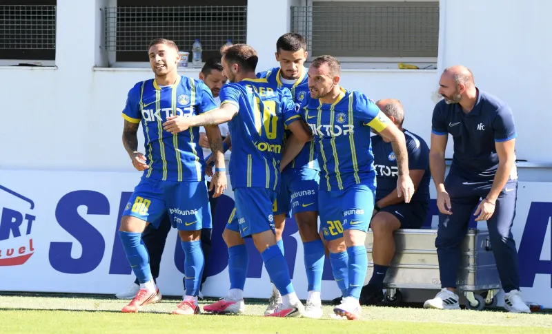 Nίκη Βόλου – Αστέρας Τρίπολης 0-3: Ένα ημίχρονο «κράτησαν» οι γηπεδούχοι