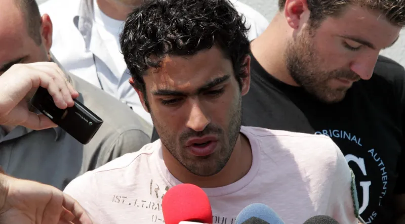 Ολυμπιακός: Χαμός με Νέρι Καστίγιο στο Καραϊσκάκη - Τον περικύκλωσαν οι φίλαθλοι