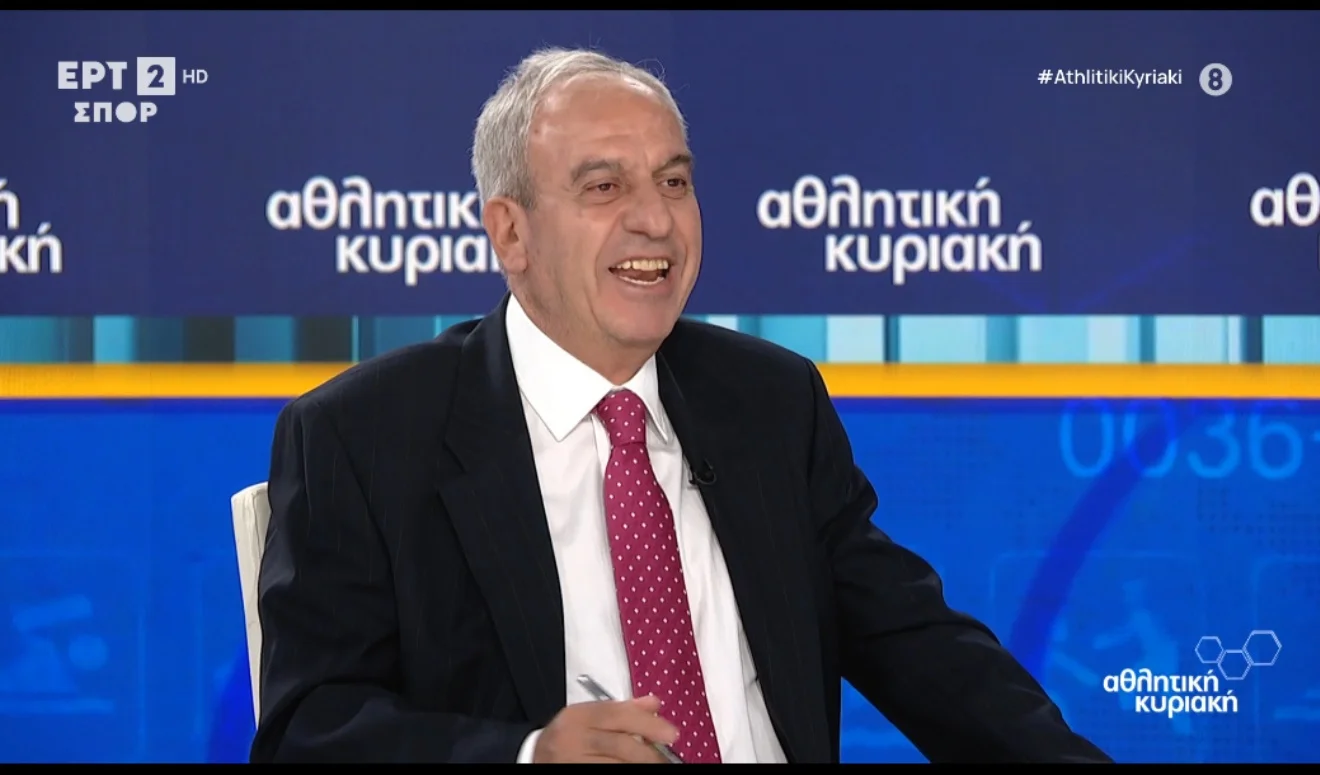 Δεν υπάρχει πέναλτι είπε ο Βαρούχας για την ΑΕΚ