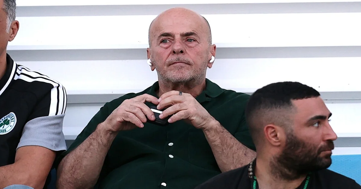 O Αλαφούζος μοιράζει εκατομμύρια και δεν τα θέλουν! | Αθλητικά στο LivePress.gr