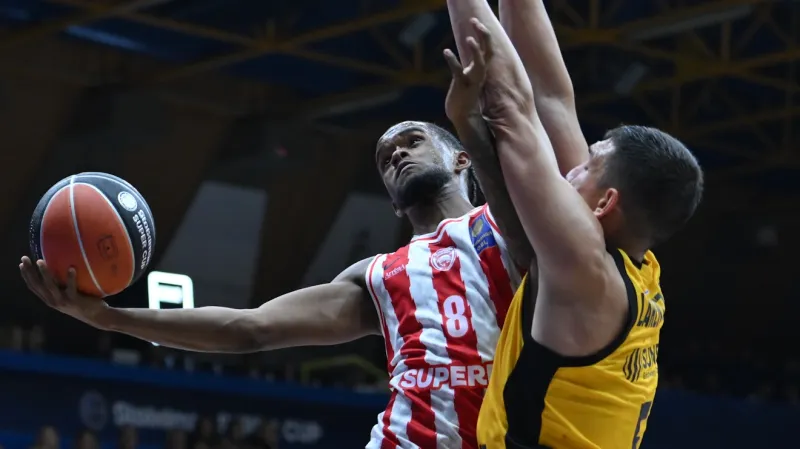 Ολυμπιακός - ΑΕΚ 93-80: Ο Μοντέρο έβαλε τέλος στην αντεπίθεση της Ένωσης