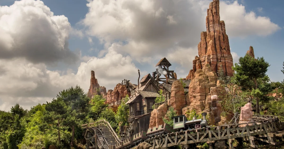 Disneyland: Παιδιά 10 ετών σε κύκλωμα κλοπών | Αθλητικά στο LivePress.gr