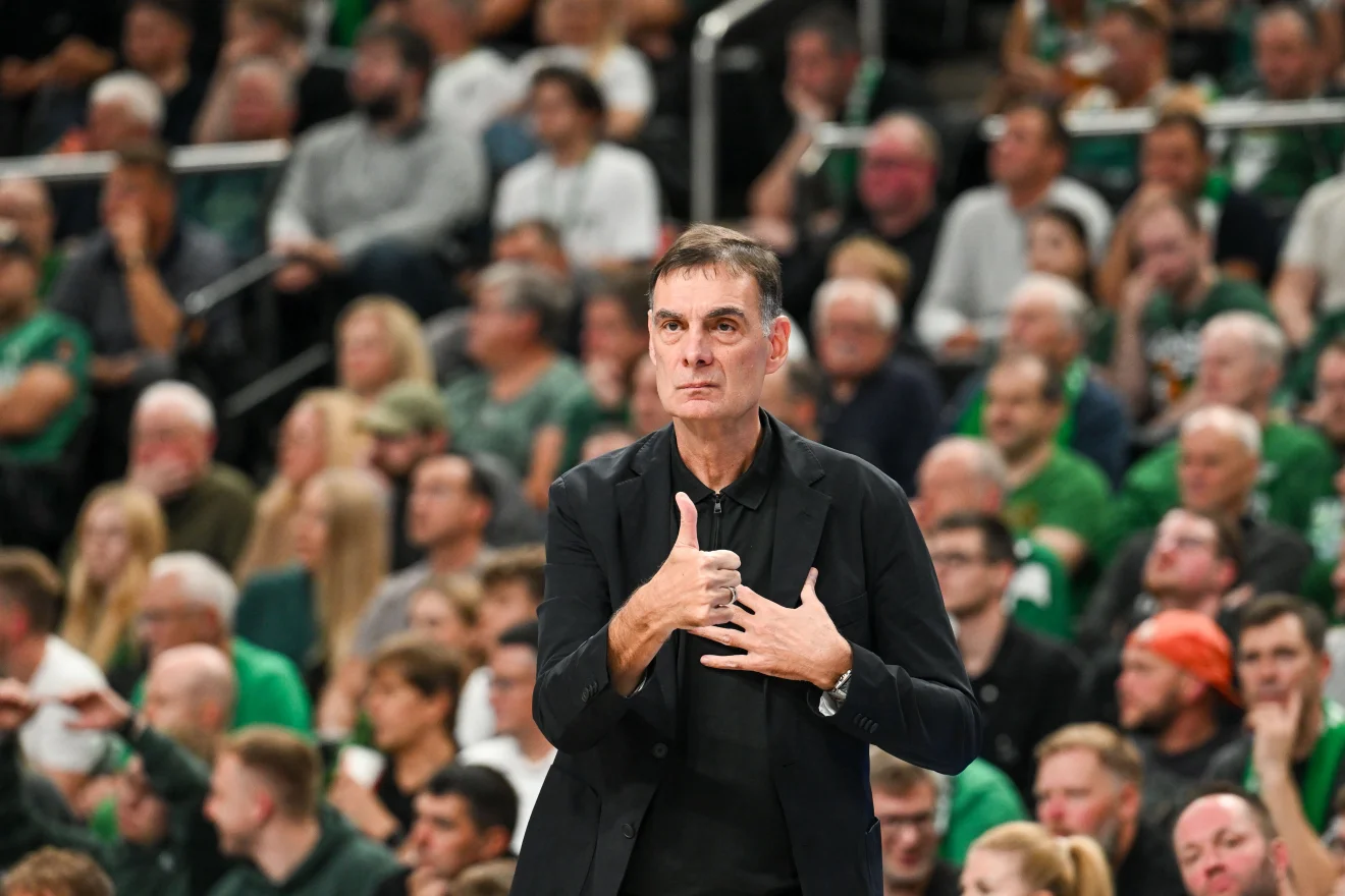 Ολυμπιακός σε αγώνα EuroLeague απέναντι στη Βίρτους Μπολόνια
