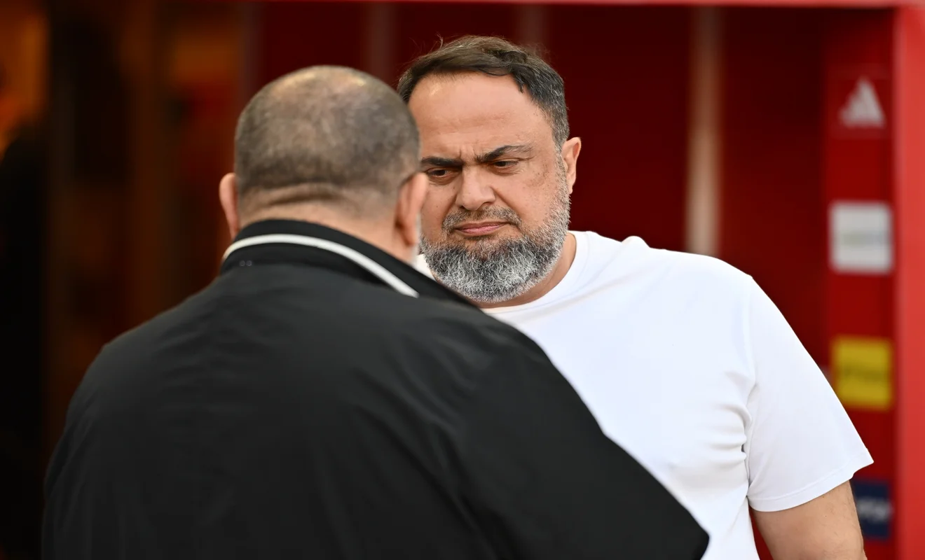 Mαρινάκης και Καραπαπάς τα λένε στη φυσούνα του «Καραϊσκάκης»