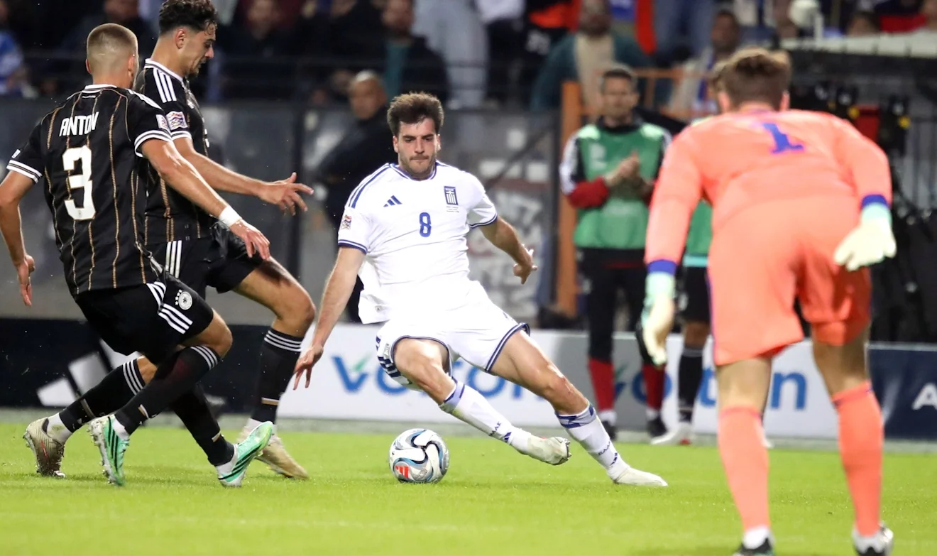 Ελλάδα - Γερμανία 0-0: «Όρθια» στην Τούμπα η Εθνική - Παθιασμένη εμφάνιση και λευκή ισοπαλία με τη Γερμανία