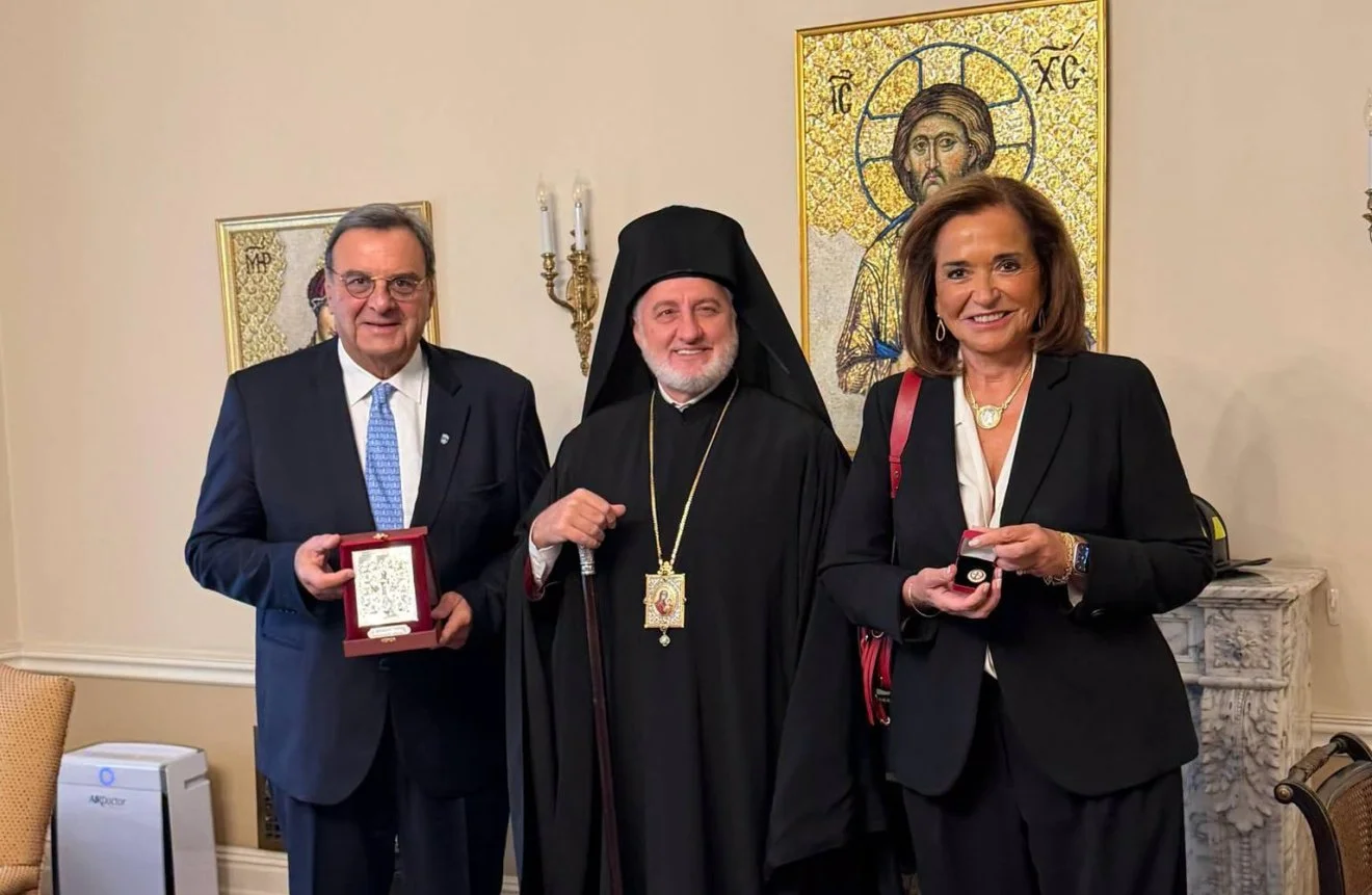 Τιμητική εκδήλωση του Αρχιεπισκόπου Αμερικής Ελπιδοφόρου για τον Πρόεδρο της ΕΟΕ Ισίδωρο Κούβελο ενόψει Λος Αντζελες 2028