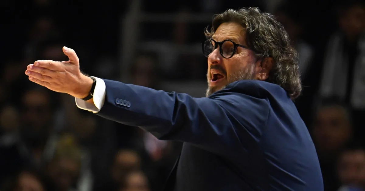 ΠΑΟΚ: Έξαλλος ο Τρινκιέρι μετά την ήττα στο EuroCup | Αθλητικά στο PlusTV.gr