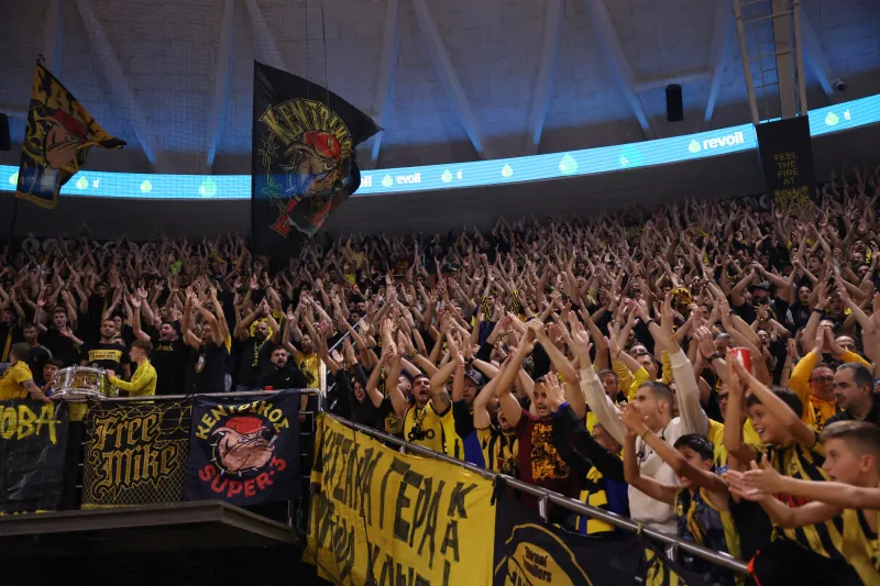 Άρης με 800 οπαδούς από 13 χώρες σε ιστορικό sold out