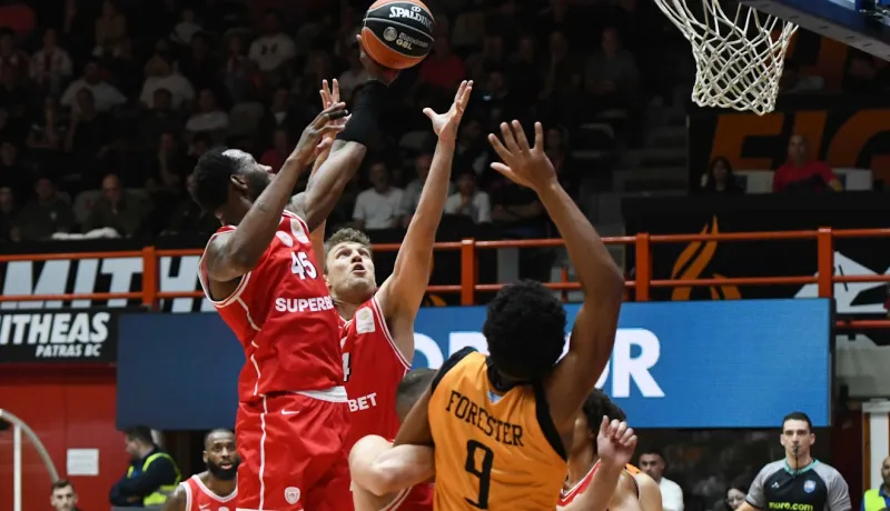 Basket League: Ολυμπιακός και Παναθηναϊκός αήττητοι - Η βαθμολογία μετά την 4η αγωνιστική