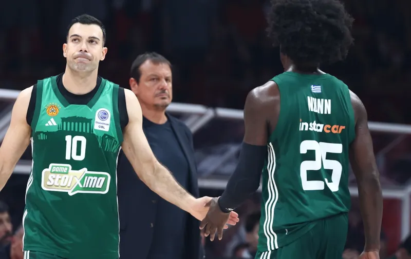 Παναθηναϊκός: Ο Ομπράντοβιτς ψάχνει τη λύση με Σλούκα και Ναν