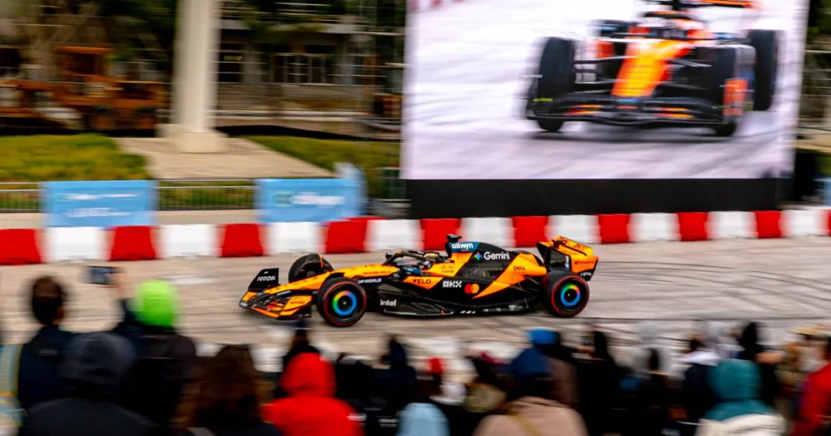 Allwyn x McLaren: Εντυπωσιακό show στο ΟΑΚΑ (vid) | Αθλητικά στο LivePress.gr