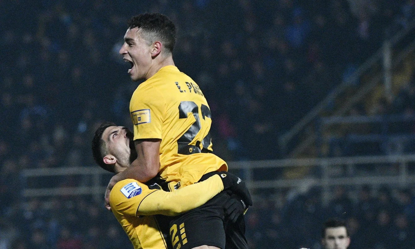 ΑΕΚ: Ήθελε 3-5-2 και Μπακασέτα