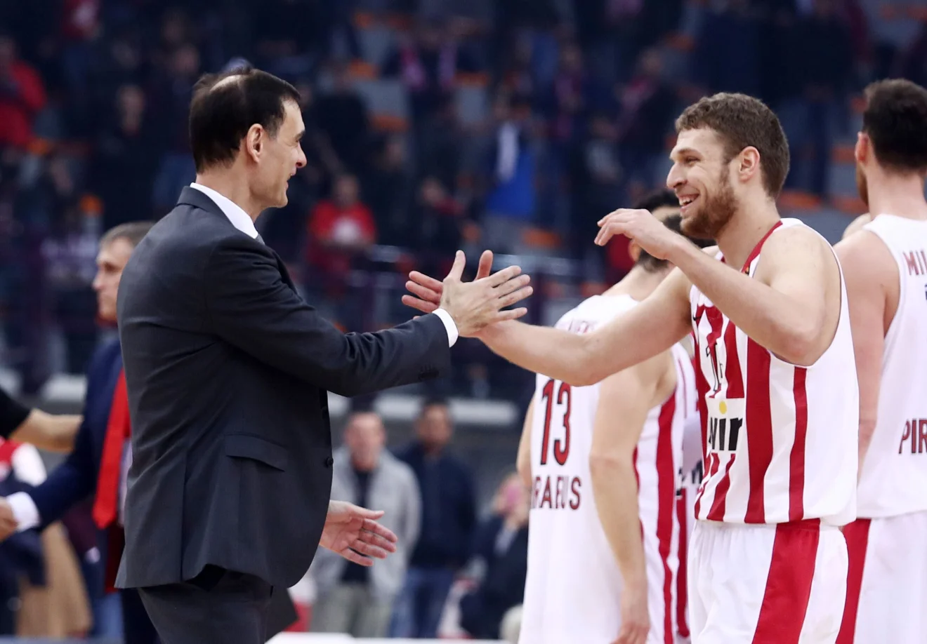Η κόκκινη γραβάτα