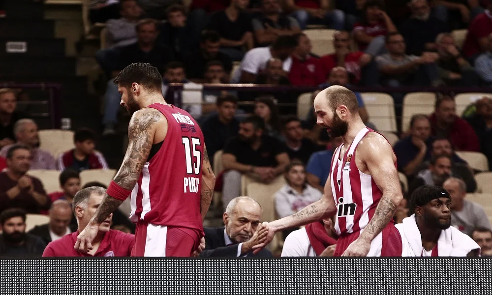 Ο Ολυμπιακός στον παραμορφωτικό καθρέπτη