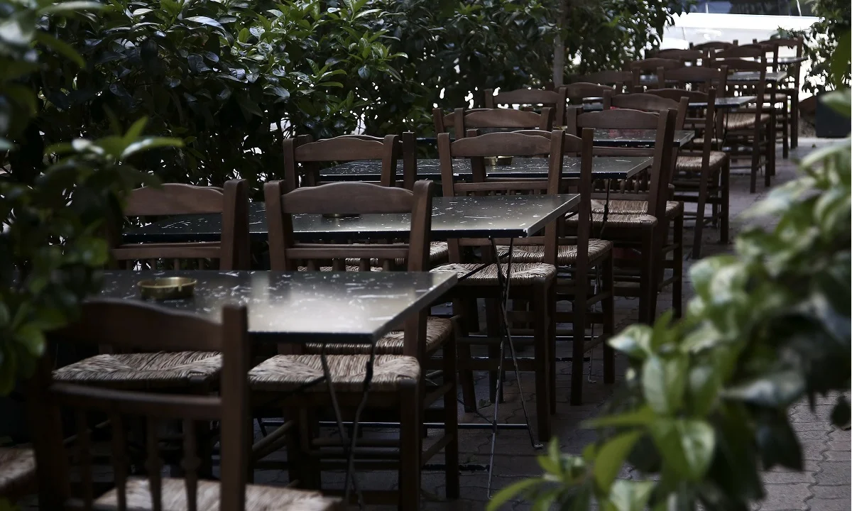 Εσύ ανίδεε, μείνε στο σπίτι σου. Τι δεν καταλαβαίνεις;