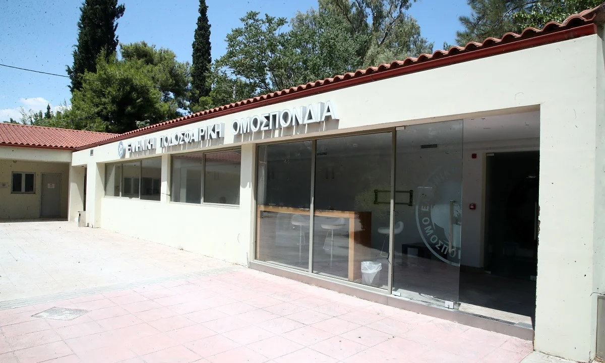 Κορονοϊε δεν σε χρειαζόμαστε. Μπορούμε και μόνοι μας!