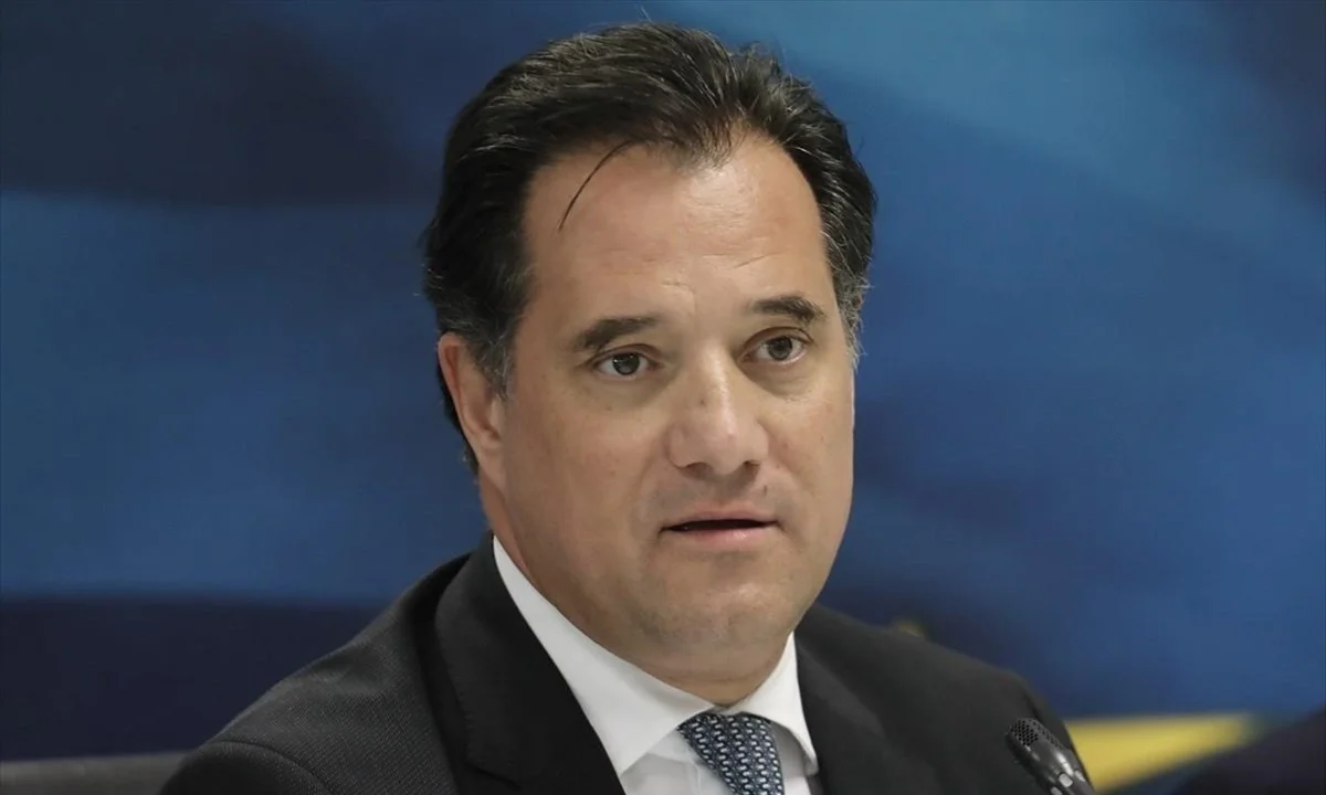 Click Away: Ο Άδωνις Γεωργιάδης και η Κυβέρνηση θα κατηγορήσει τον κόσμο και θα το αποσύρει άμεσα!