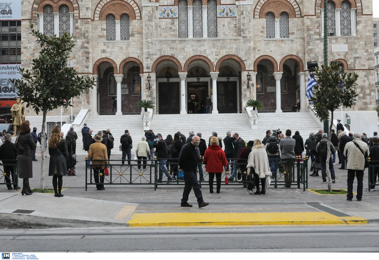Θεοφάνεια: Εντάξει, το καταλάβαμε...  Για το 3ο κύμα πανδημίας και το επόμενο lockdown θα φταίνε Εκκλησία και πιστοί!