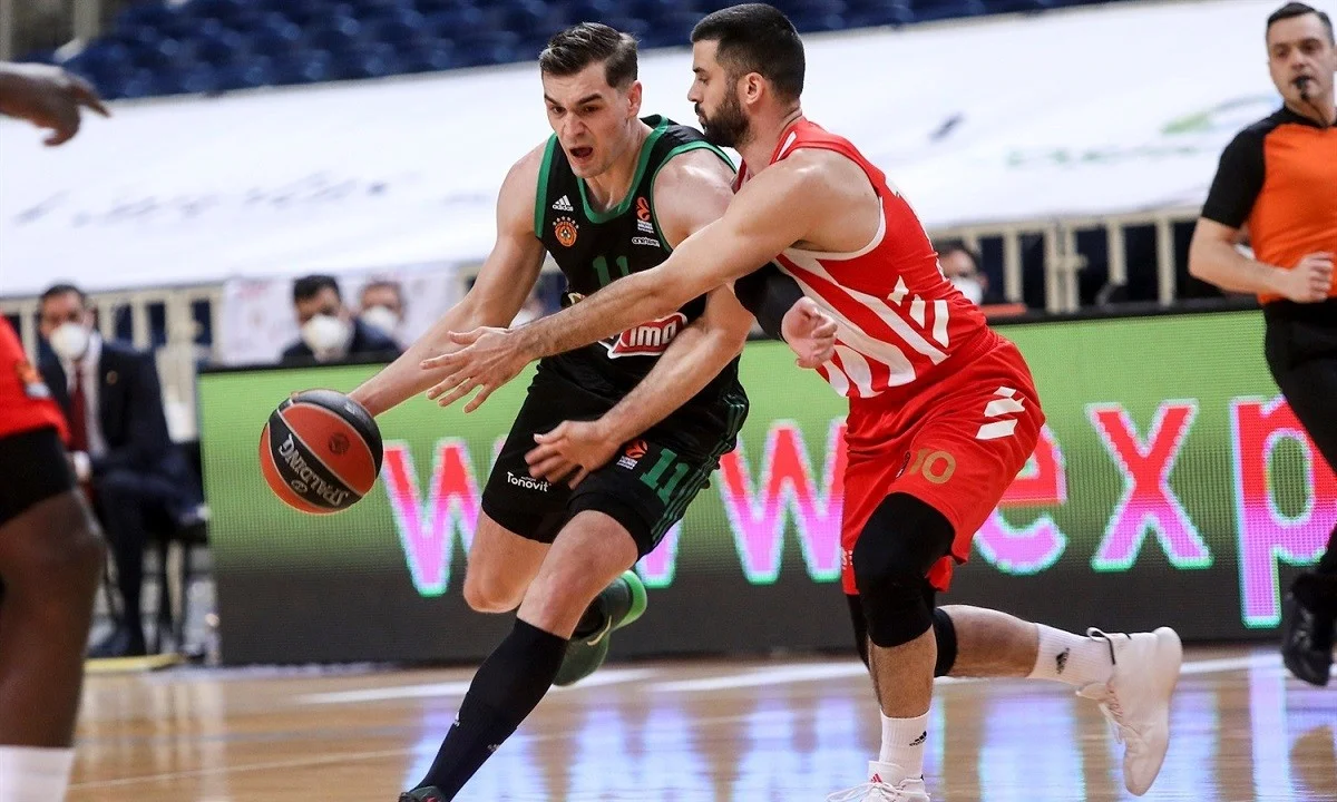 Παναθηναϊκός: Άλλο το ψηλό σχήμα κι άλλο... ψηλωμένος!
