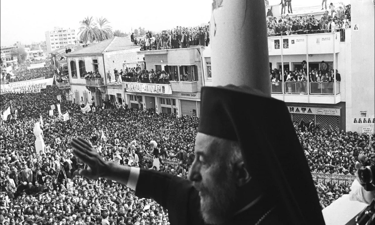 «Ζήτω η ελευθέρα κι ανεξάρτητος Κύπρος» όπως είχε πει ο Μακάριος (Vid)