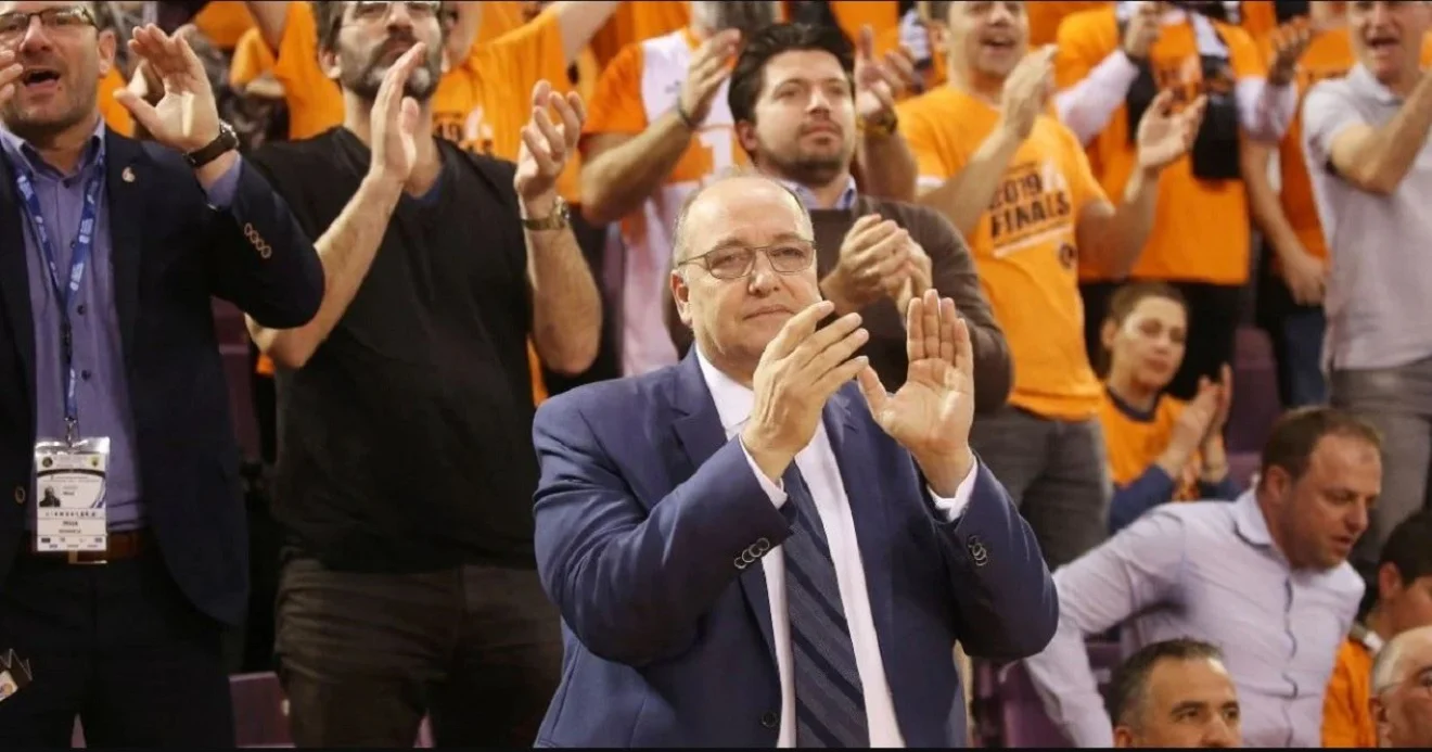 O Βαγγέλης Λιόλιος πήρε ισχυρή εντολή από τα σωματεία να ενώσει το μπάσκετ
