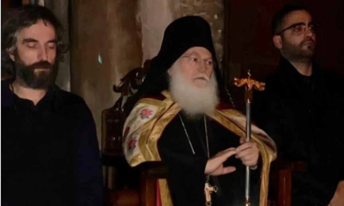 Απαντήσεις σε ένα ακόμη εμετικό άρθρο που επιχείρησε να «κιτρινίσει» τον Άρη Σερβετάλη και το προσκύνημα που έκανε στο Άγιο Όρος.