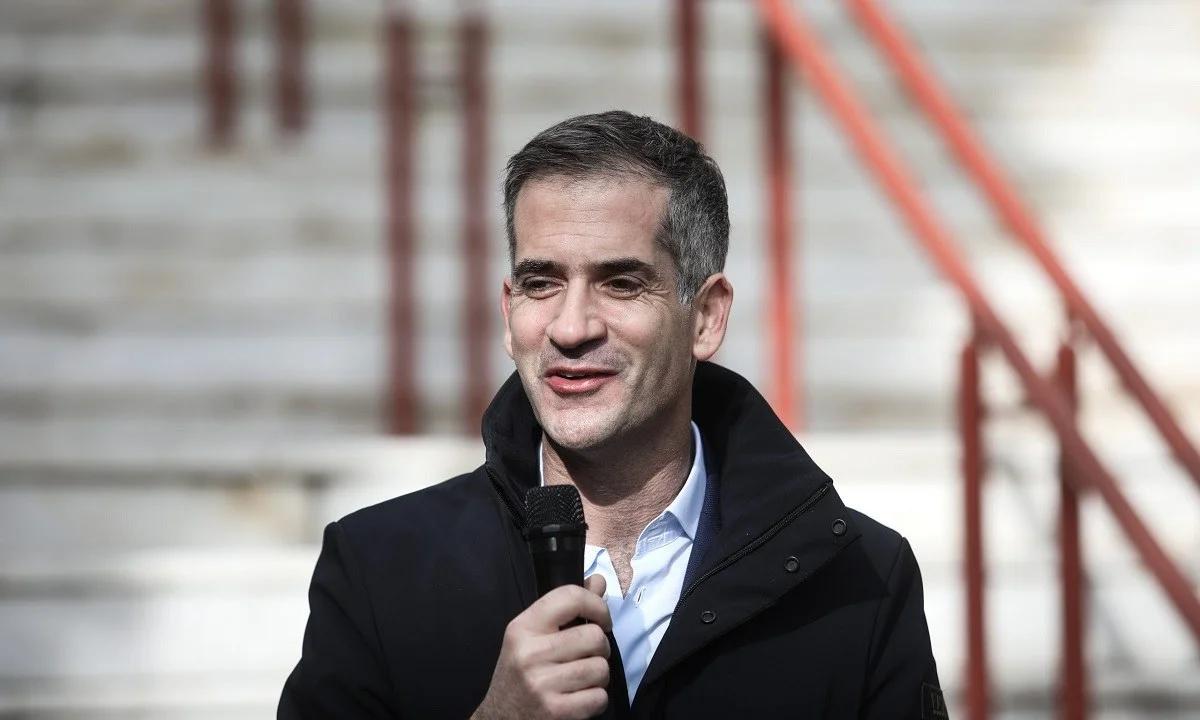 Η είδηση ότι «ο Κώστας Μπακογιάννης είναι μέσα στους πέντε καλύτερους Δημάρχους της Ευρώπης» κόντεψε να μου αλλάξει άποψη για την Αθήνα.