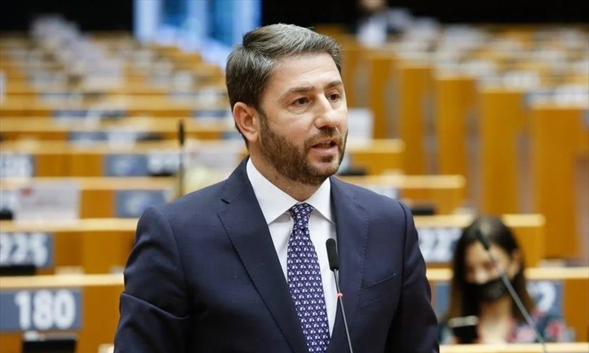 Ο Ανδρουλάκης είναι Ολυμπιακός στο ποδόσφαιρο και Παναθηναϊκός στο μπάσκετ