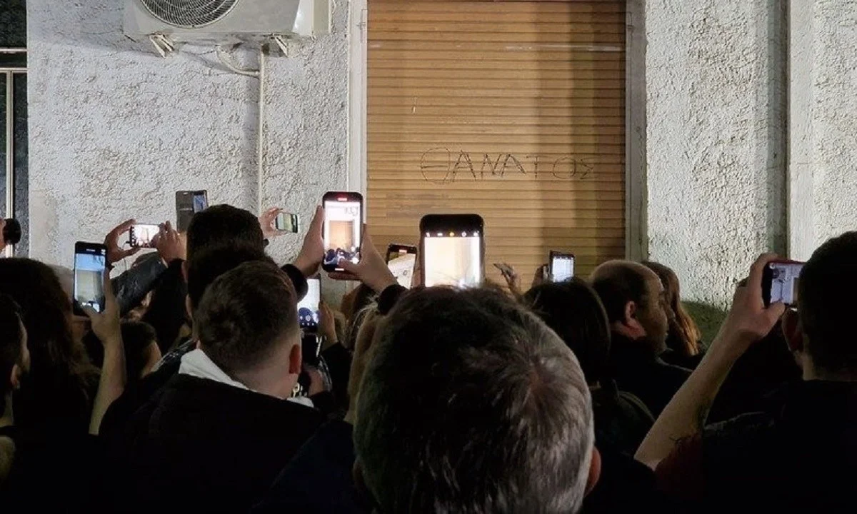 Το έγκλημα στην Πάτρα μας σόκαρε, μας έκανε να αναλογιστούμε σε τι κοινωνία ζούμε αλλά τα απόνερα το έκαναν ακόμα χειρότερο.