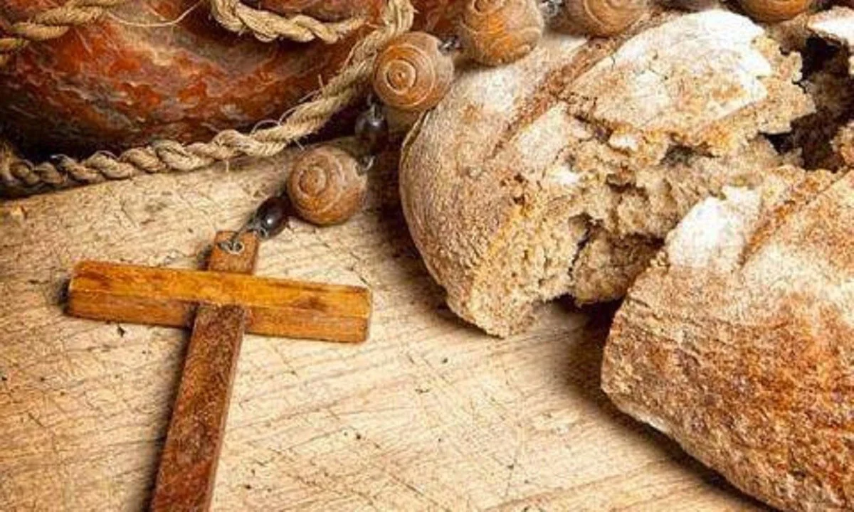 Εδώ κι αρκετά χρόνια ακολουθώ νηστεία για 40 ημέρες πριν από το Πάσχα και μπορώ να σας πω ότι δεν έχω απωθημένα.
