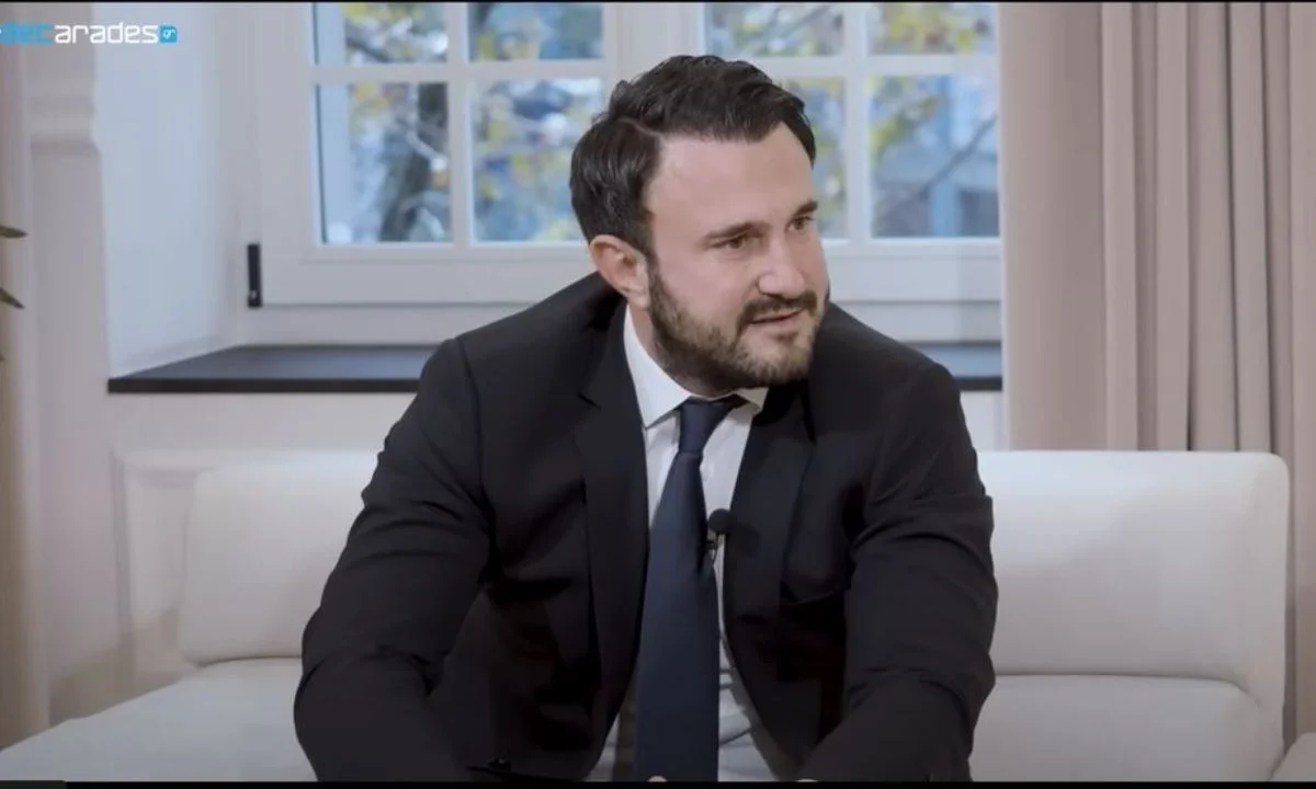 Ειλικρινής ο Θόδωρος Καρυπίδης στη συνέντευξη που παραχώρησε τους betarades. Ο ισχυρός άνδρας του Άρη δεν δίστασε να απαντήσει σε όλα!