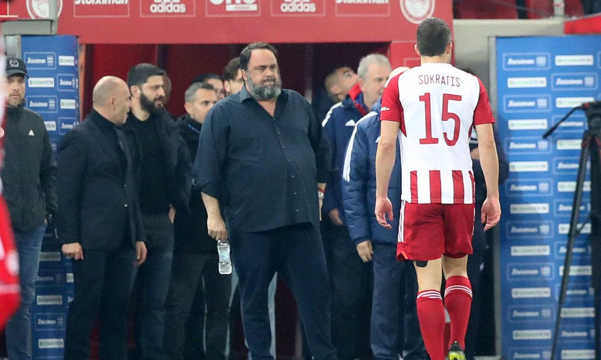 Η ανακοίνωση του Ολυμπιακού για τη διαιτησία στο παιχνίδι με τον Παναθηναϊκό έχει ξανά αιχμές προς την ελληνική Κυβέρνηση