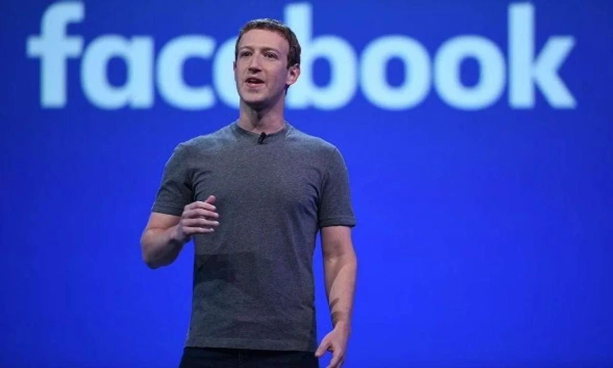 O Mark Zuckerberg παραδέχτηκε πως δέχτηκε πιέσεις για να μην προβάλλεται η αντίθετη επιστημονική άποψη - Τα social media και τα «hoaxes», πρωτοστάτησαν στη φίμωση του επιστημονικού λόγου.