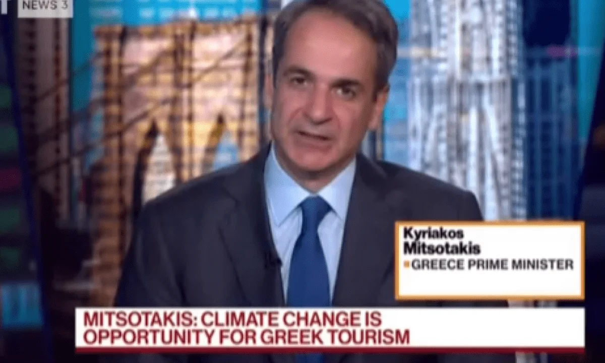 Αδιαφορώντας για τη δυστυχία της χώρας του, ο Κυριάκος Μητσοτάκης παρουσίασε στο Bloomberg την κλιματική κρίση σαν «ευκαιρία» για κέρδος.