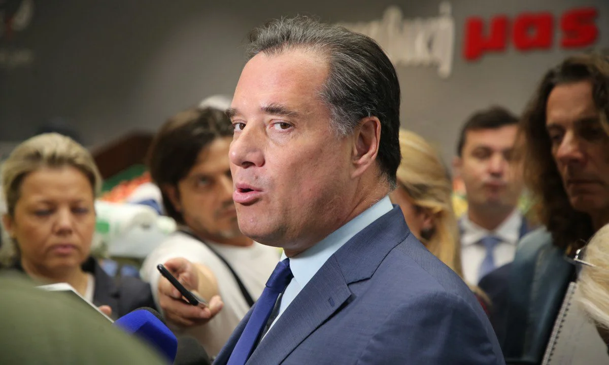 Πέρα από τη χλεύη που του «πρέπει», στον Άδωνι Γεωργιάδη αξίζει κι ένα μεγάλο ευχαριστώ με αφορμή τη δήλωσή του για τα Τέμπη.