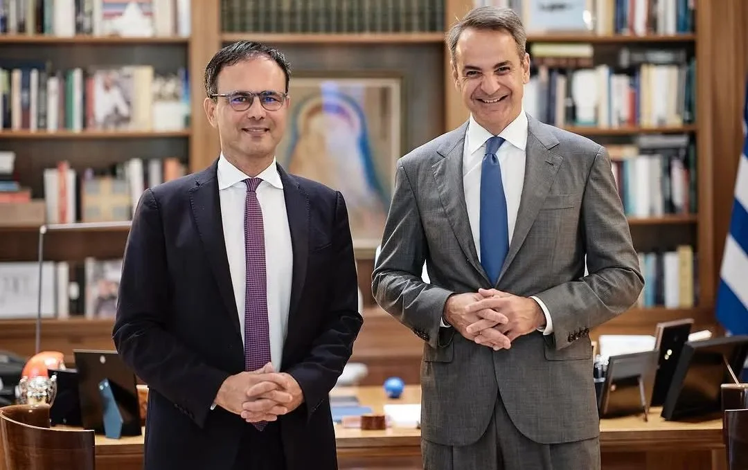 Νέα Δημοκρατία: Ο πρωθυπουργός έδειξε πόσο «υπολογίζει» τη ΛΟΑΤΚΙ+ κοινότητα - Μετά τις κωλοτούμπες ελέω Τράμπ, ήρθε και η παραίτηση Πατέλη.