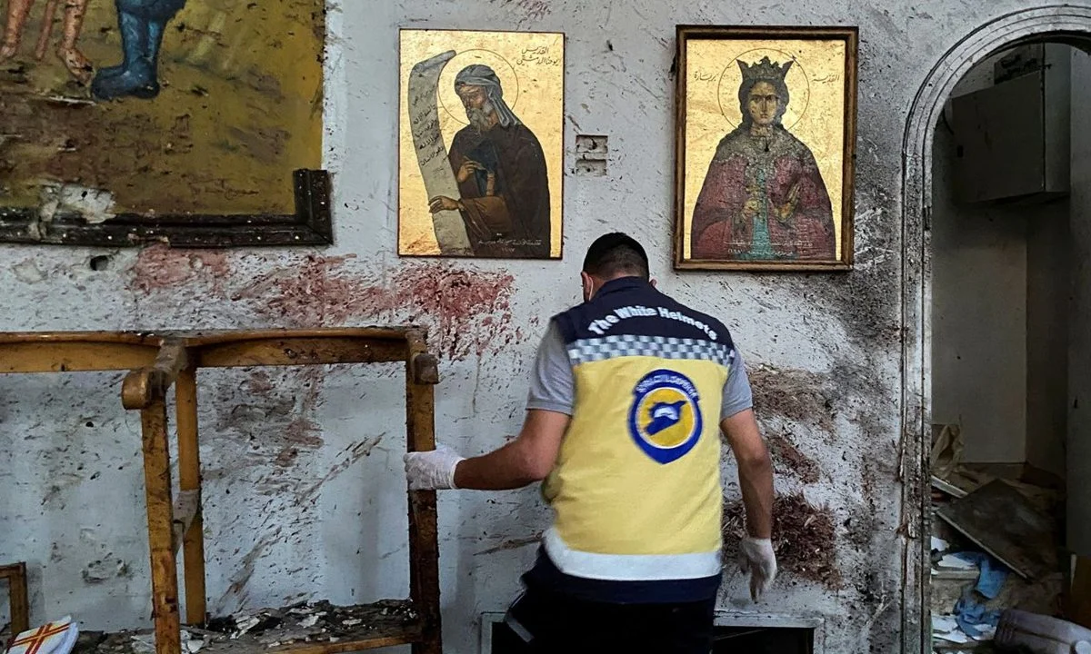 Οργή, οδύνη αλλά και μαρτυρική δόξα στο τρομοκρατικό χτύπημα στη Δαμασκό - Οι άγιοι των παλαιών χρόνων αντάμωσαν με τους μάρτυρες του σήμερα.