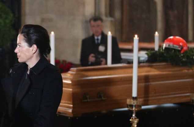 Νίκι Λάουντα: Κηδεύεται με τη στολή της F1 (pics)