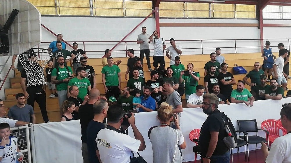 Αποθεώθηκε ο Διαμαντίδης στην Κύπρο (pics+vids)