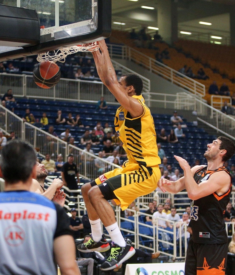 ΑΕΚ - Προμηθέας 88-60: Άστραψε και βρόντηξε για το 2-1 (vids)